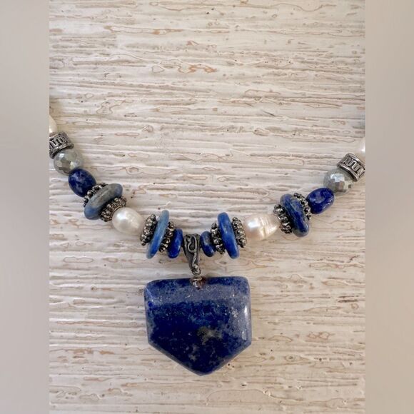 Handmade Blue Lapis Lazuli Silver Pearl Beaded Necklace - Picture 4 of 7